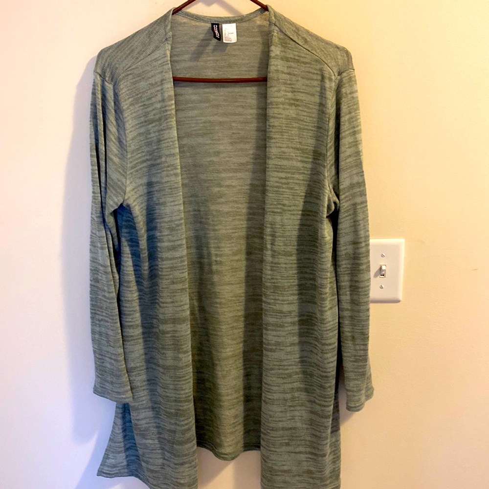 H & M long open flowy cardigan size L sage or celery green